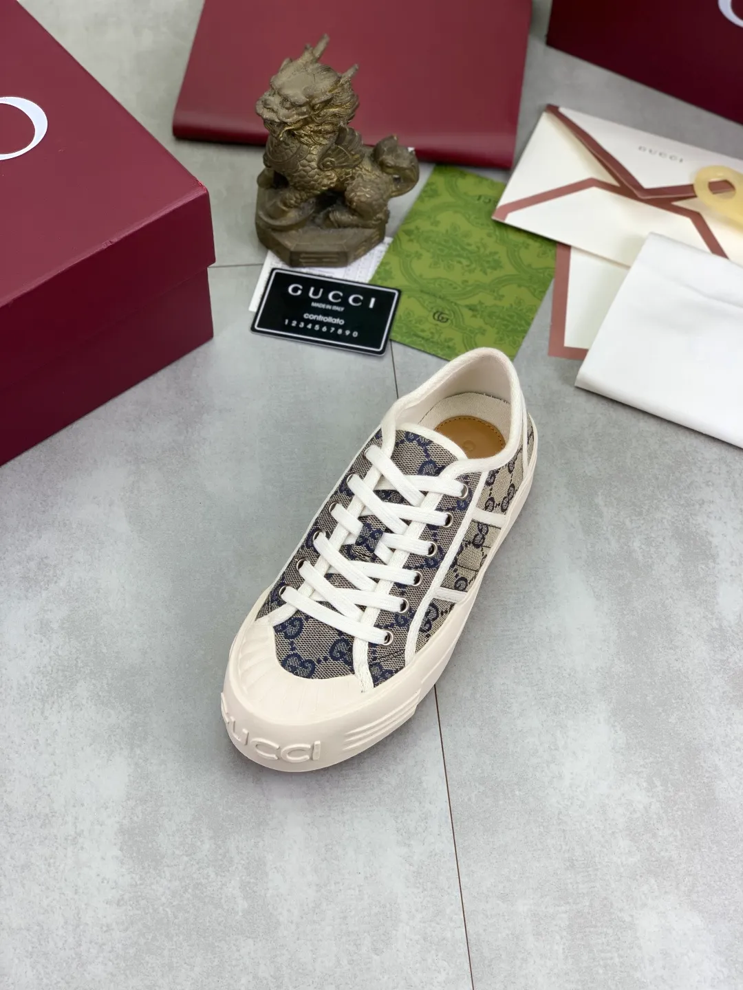 Men's shoes 💰P480 New Gucci thick-soled cloth shoes for women, high-quality version with logo patterned cloth surface, 5mm thick sole, ultra-light shoes, versatile and comfortable.  Fabric: Versatile floral fabric Lining: Versatile canvas Feet: Towel fabric Code number: 35-41 (41 customized) Packaging: Original packaging
